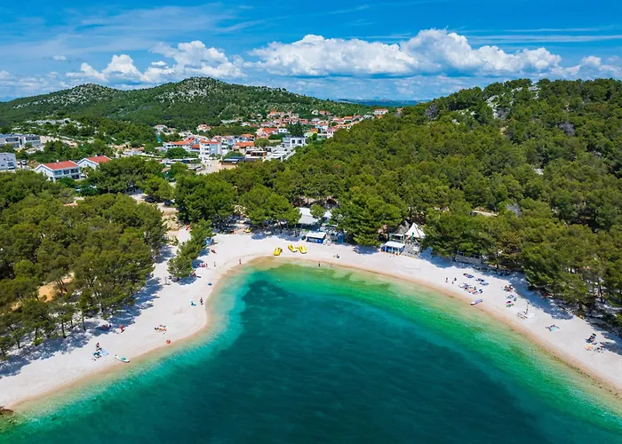 Dragon Bay - Falkor * Drage