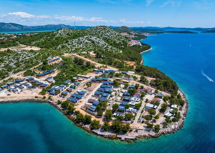 Dragon Bay - Falkor * Drage