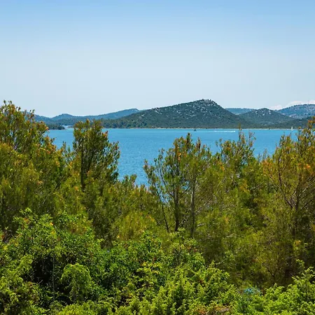 Vikendica Dragon Bay - Falkor