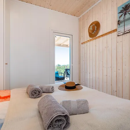 Dragon Bay - Falkor Holiday home