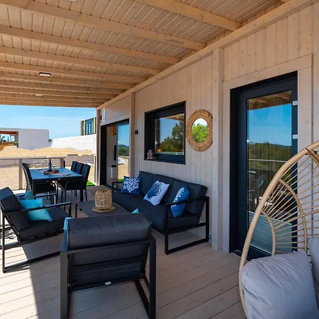 Dragon Bay - Falkor Holiday home Drage