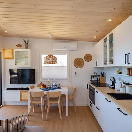 Dragon Bay - Falkor Holiday home Drage